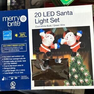 Merry Brite Santa Claus Indoor/Outdoor LED String Christmas Tree Lights 6ft.